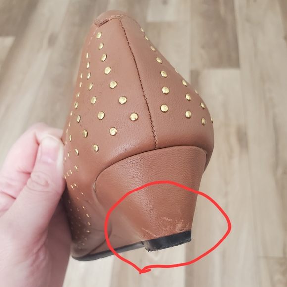 "me Too" tan leather peep-toe kitten wedges / low-heel shoes, size 8.5, GUC - Picture 7 of 10